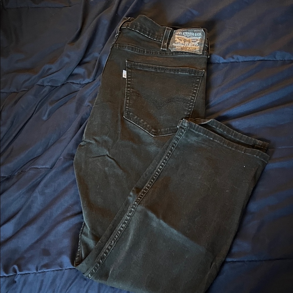 Levi's Men's black Relaxed Jeans